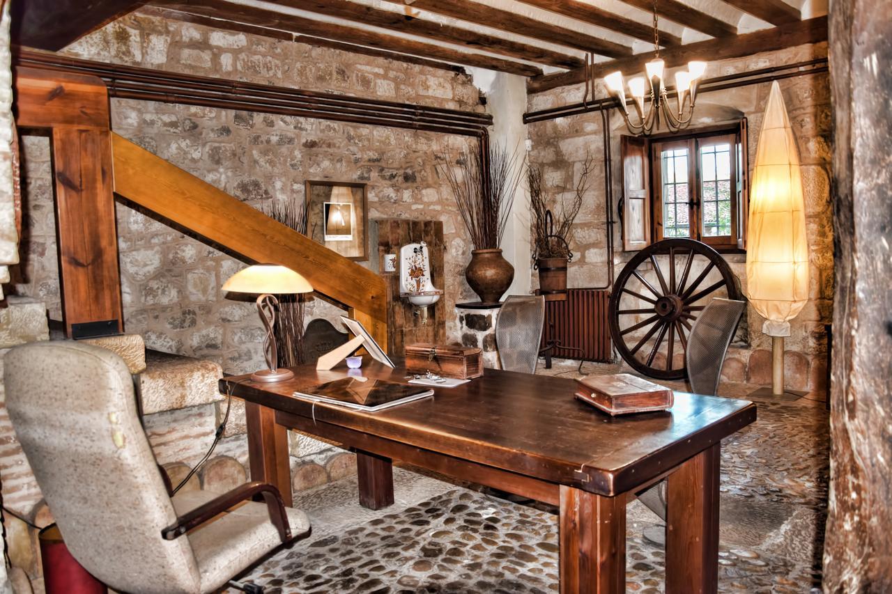 Real Posada De La Mesta Molinos de Duero Kültér fotó